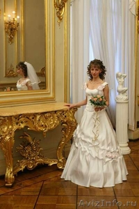 Продам свадебное платье НЕДОРОГО р.42-44 - Изображение #2, Объявление #37813