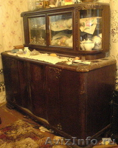 Сервант-горка антикварная с выдвижным мраморным столиком - Изображение #2, Объявление #590590