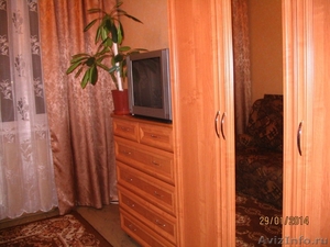 Аренда комнаты для девушки на Софийской/Славы со всем необходимым - Изображение #1, Объявление #1578608